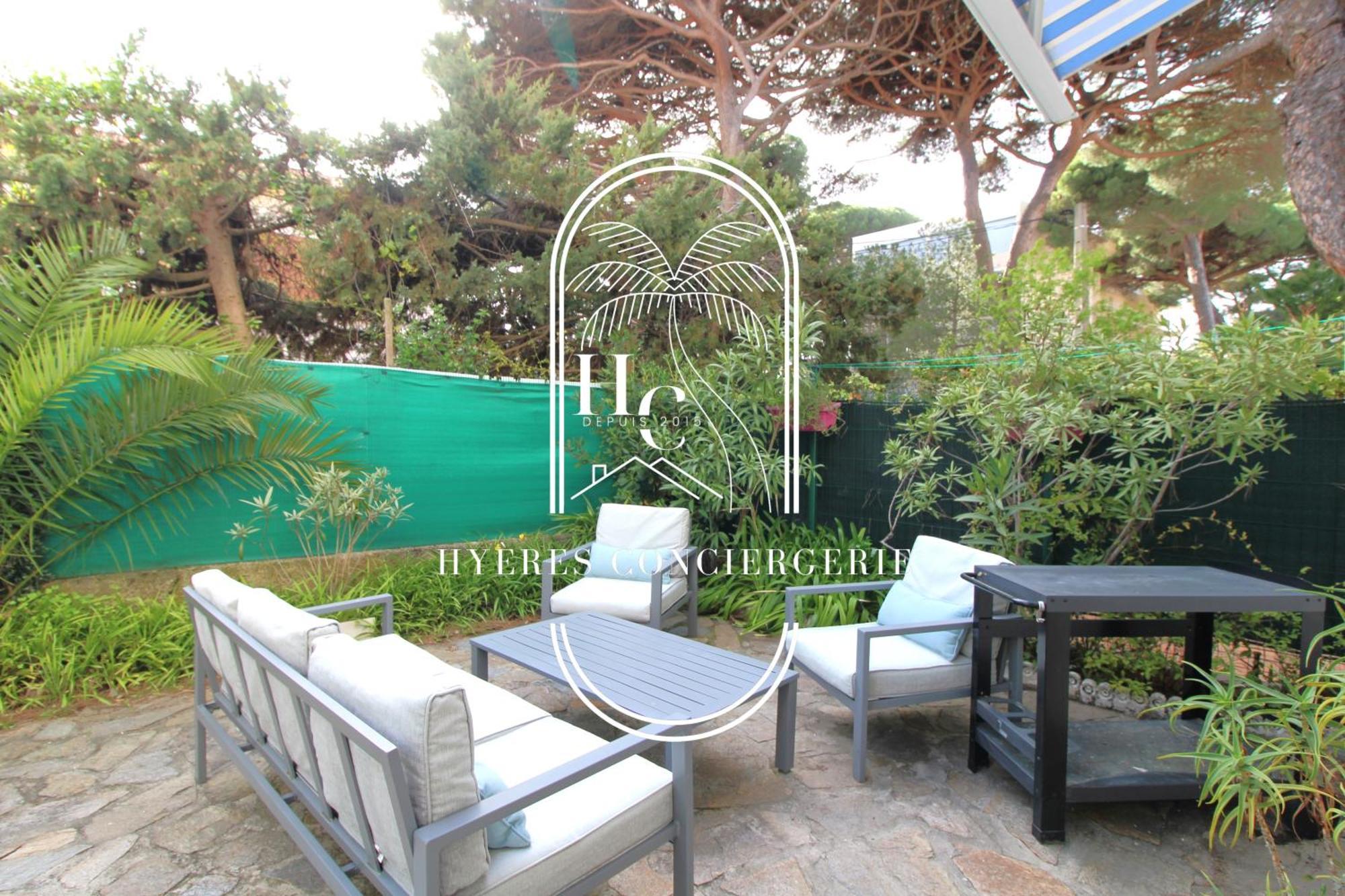 Duplex Au Coeur Du Port D'Hyeres- Plages Parking By Hc Ngoại thất bức ảnh