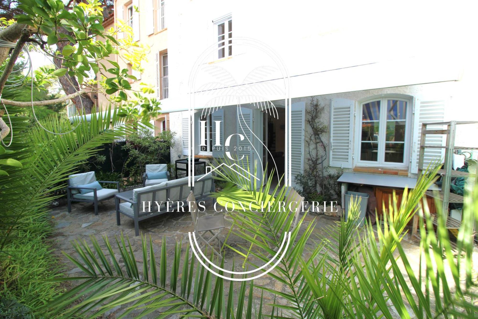 Duplex Au Coeur Du Port D'Hyeres- Plages Parking By Hc Ngoại thất bức ảnh