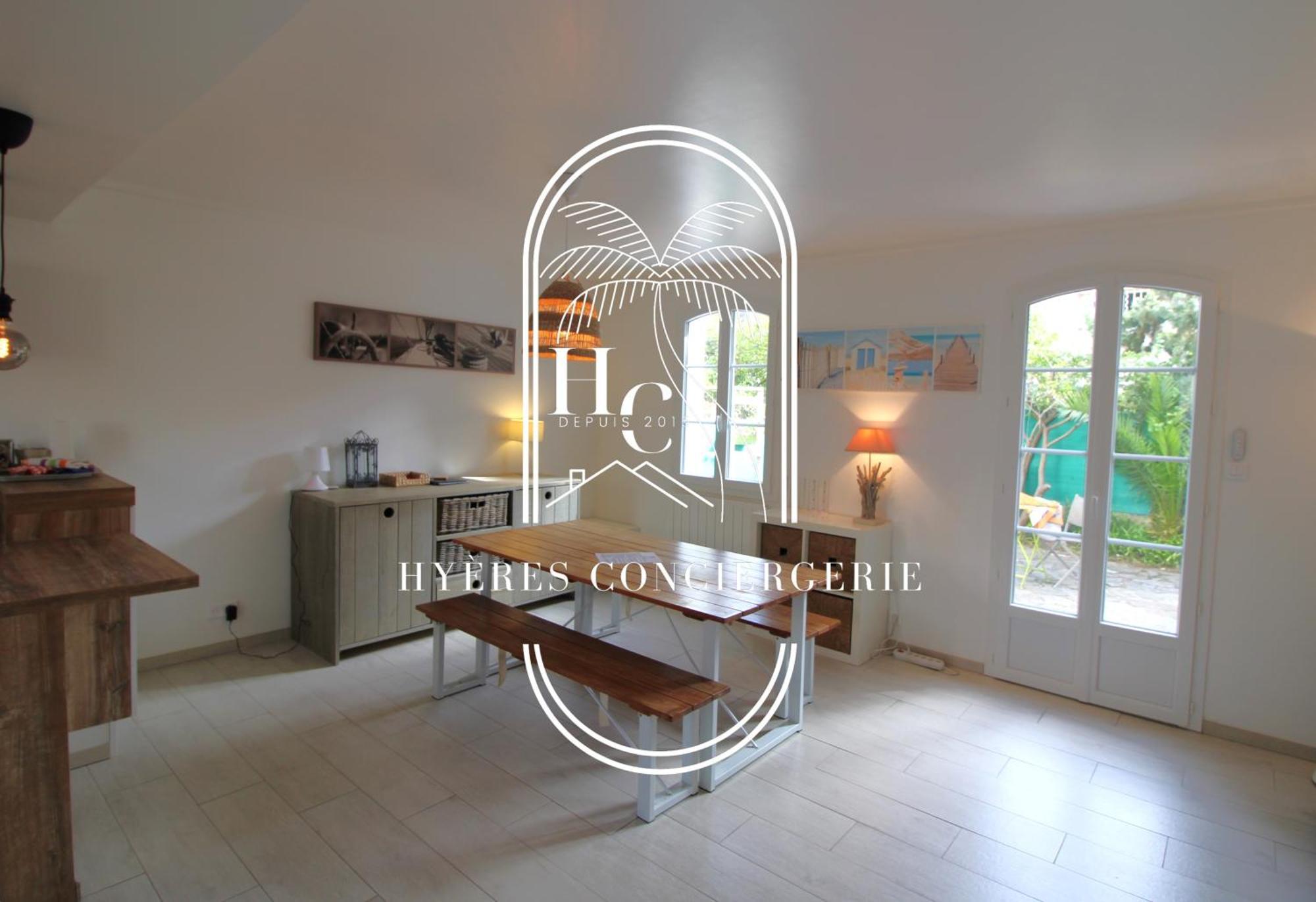 Duplex Au Coeur Du Port D'Hyeres- Plages Parking By Hc Ngoại thất bức ảnh